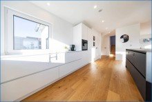 EBK4 Gro�z�gig u. modern: Traum-Einfamilienhaus in sch�ner Lage von Rielas.-Worblingen,Bj.24, KfW 40+ !