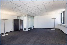 1. OG B�ro 3 B�ro - Praxis - Workspace - Schulung - Produktion - Lager    / 
    EG und 1. OG