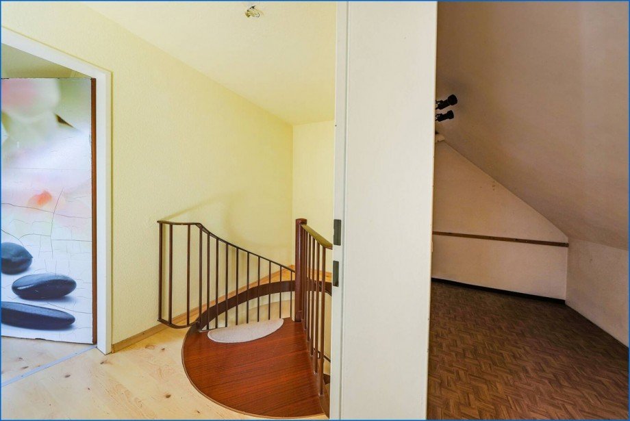 Treppe hoch Etagenwohnung Radolfzell am Bodensee