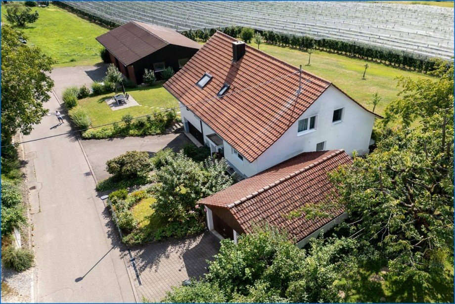 Ansicht von oben mit Garage Mehrfamilienhaus Frickingen-Altheim