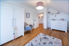Zi2 DG Gro�z�gig u. modern: Traum-Einfamilienhaus in sch�ner Lage von Rielas.-Worblingen,Bj.24, KfW 40+ !