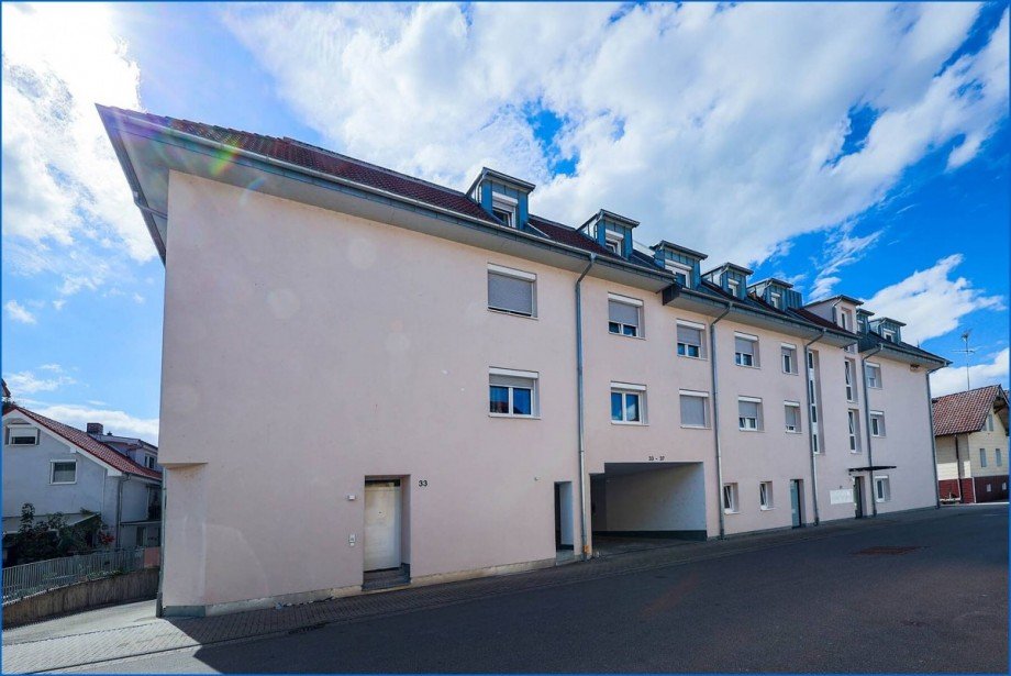 Einfahrt Garage Dachgeschosswohnung Radolfzell am Bodensee