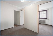 Kelleraum/ Praxis UG Modernes Zweifamilienhaus plus Gewerbeeinheit insgesamt ca. 243m� und gro�z�gigen Freifl�chen