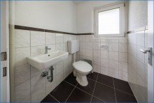 G�ste WC Attraktive, sch�ne 4 Zimmer Wohnung mit Balkon im 1.OG in Radolfzell - bezugsfrei, KFW 55!