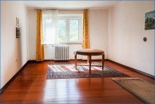 Zimmer OG Singen-Nord, villenartiges Anwesen mit gro�em, idyllischen Grundst�ck in bester Lage!