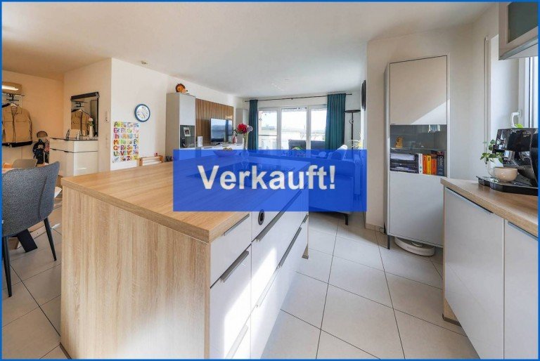 K�che / Wohnzimmer Radolfzell am Bodensee Etagenwohnung Traumhafte 4,5 Zimmer Wohnung mit Balkon, Tiefgarage, EBK und Aufzug in Top Lage von Radolfzell.
