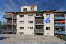 S�d-Westansicht Attraktive, sch�ne 4 Zimmer Wohnung mit Balkon im 1.OG in Radolfzell - bezugsfrei, KFW 55!