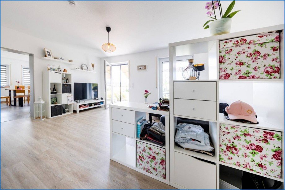 GG-Blick ins Wohnzimmer und Esszimmer Mehrfamilienhaus Frickingen-Altheim