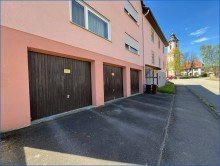 Garagen Optimales Mehrfamilienhaus mit 6 Einheiten und sehr guter Rendite, vieles Modernisiert !