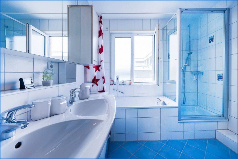 Obergeschoss_Badezimmer_2 Reihenmittelhaus Konstanz