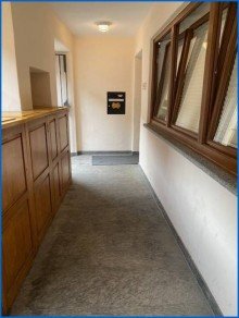 �berdachte Zugang zu 9_11 Sch�ne sanierte 2 Zimmer-Altstadtwohnung im vertr�umten Engen / Hegau in  Top Lage!