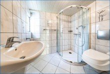 H1-055 Zwei H�user mit gro�z. Grundst�ck im Herzen von Singen-
Ideal auch als Mehrgenerationenhaus!