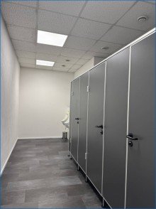 WC-Anlage Halle Gro�z�gige Industriehalle in Top-Lage im Radolfzeller Industriegebiet mit 1.575m� - frei beziehbar!