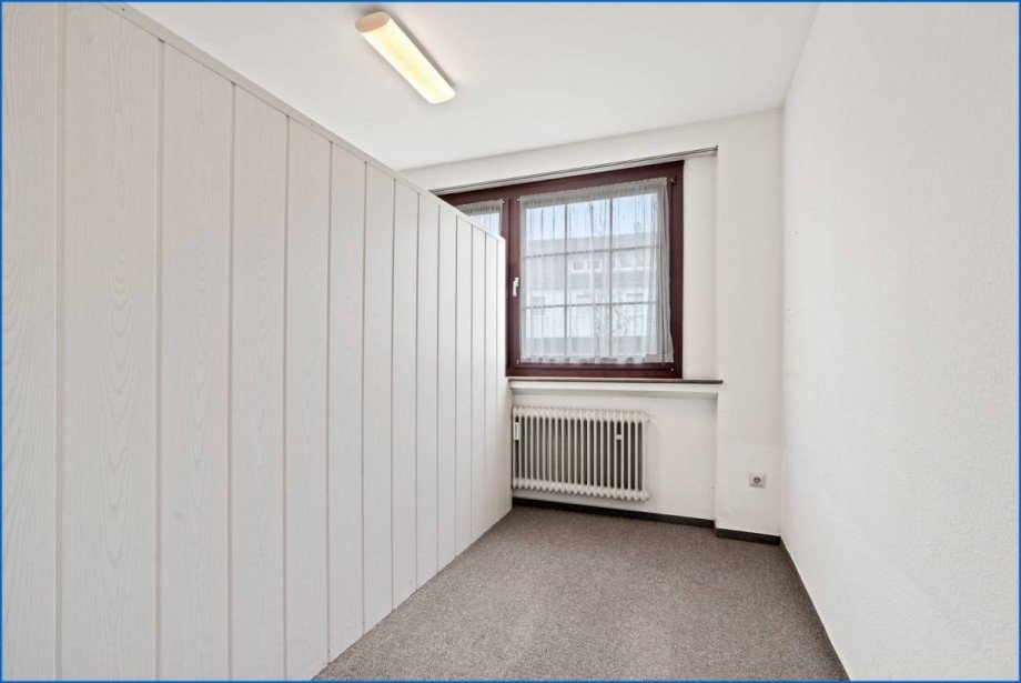 Kelleraum/ Praxis UG Zweifamilienhaus Konstanz / F�rstenberg