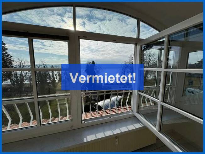 Titelbild Radolfzell am Bodensee Dachgeschosswohnung Radolfzell-Mettnau, Seesicht Pur! Herrliche 3 Zi.- Villenwohnung im DG eines 3 Familienhauses!