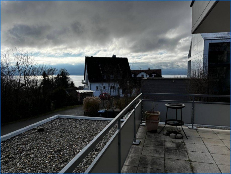 Blick auf den Bodensee gro�er Balkon Erdgeschosswohnung Meersburg