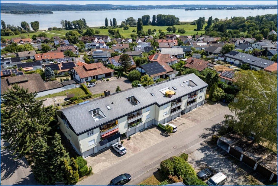 Hausansicht Dachgeschosswohnung Gaienhofen-Gundholzen