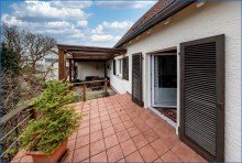 Terrasse/Pergola Kompaktes EFH mit Garten in ruhiger, gesuchter Lage von B�hringen (Variante)