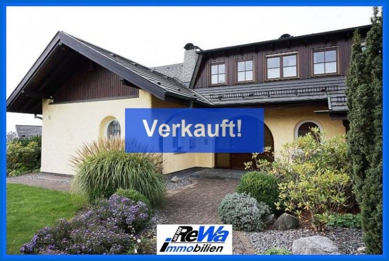 Eingansbereich Stockach / Hindelwangen Erdgeschosswohnung Repr�sentative und stimmungsvolle 4,5 Zi.-EG-Wohnung mit gro�em Balkon in 3 FH, Stockach-Oberstadt!