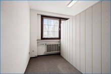 Kelleraum/ Praxis UG Modernes Zweifamilienhaus plus Gewerbeeinheit insgesamt ca. 243m� und gro�z�gigen Freifl�chen