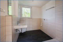 Bad Attraktive 3 Zimmer Dachgeschoss Wohnung mit Terrasse in Radolfzell - bezugsfrei KFW 55 !