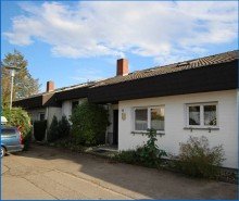 Haus Eingang Hilzingen-Familienfreundliche, gro�z�gige DHH mit Garage, in ruhiger Lage; BEZUGSFREI !