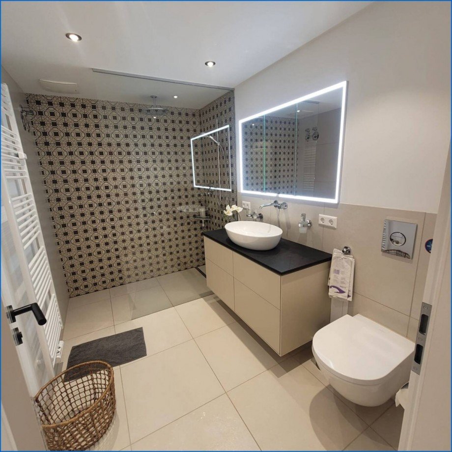 Bad Souterrainwohnung Radolfzell am Bodensee / B�hringen