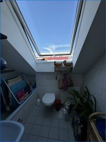 DG Bad Radolfzell-gepflegtes Reihen-Eckhaus mit 3 Wohnungen und 4 Garagen - Renoviert, gute Rendite!