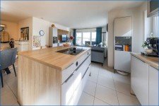 Hauptbild Traumhafte 4,5 Zimmer Wohnung mit Balkon, Tiefgarage, EBK und Aufzug in Top Lage von Radolfzell.