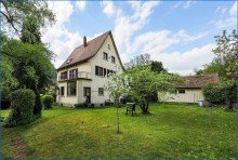 Ansicht hinten Singen-Nord, villenartiges Anwesen mit gro�em, idyllischen Grundst�ck in bester Lage!