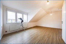 Zimmer DG Nenzingen: Gro�z.u. attrakt. Einfamilienhaus m. gro�em Grundst�ck (1480 qm), inkl. Baugrundst�ck!
