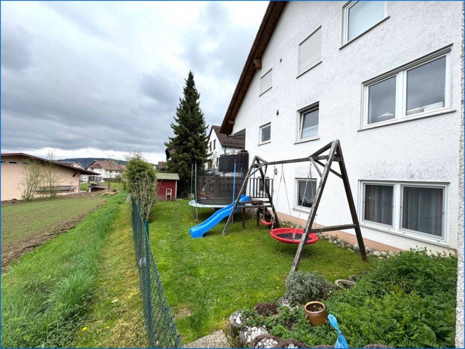 Garten seitlich Erdgeschosswohnung Stockach / Wahlwies
