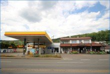 IMG_5103 Tankstelle mit KFZ-Werkstatt, Gastronomie/Restaurant und separate Wohnung, gro�es Grstk. !