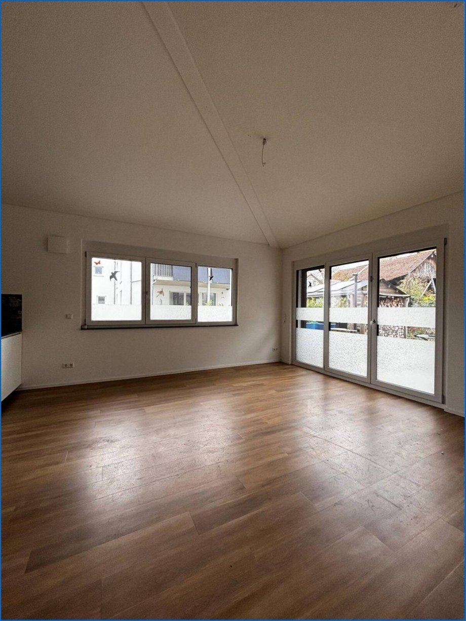 E�zimmer Zweifamilienhaus M�hlhausen-Ehingen / Ehingen