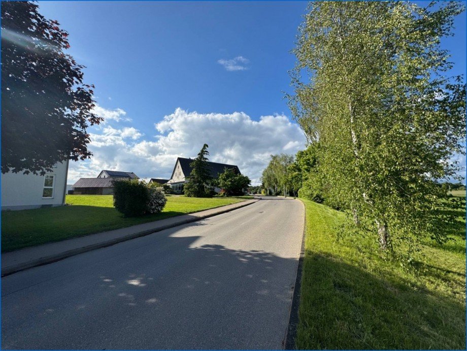 Stra�enansicht Etagenwohnung Hohenfels / Liggersdorf