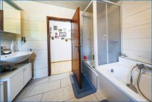 Bad Sch�ner Bungalow mit ELW auf gro�em Grundst�ck, moderne W�rmepumpe und bereits energetisch ged�mmt .