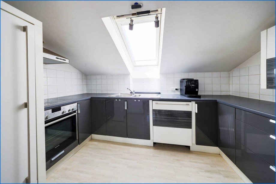 K�che mit EBK Dachgeschosswohnung Gaienhofen-Gundholzen