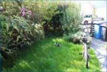 Garten Blick RZ-B�hringen: noch Vermietetes Reihenmittelhaus m. Carport, in ruhiger u. kinderfreundlicher Lage!