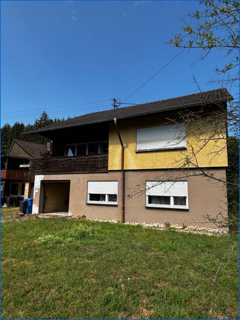 Ansicht R�ckseite Einfamilienhaus Stockach