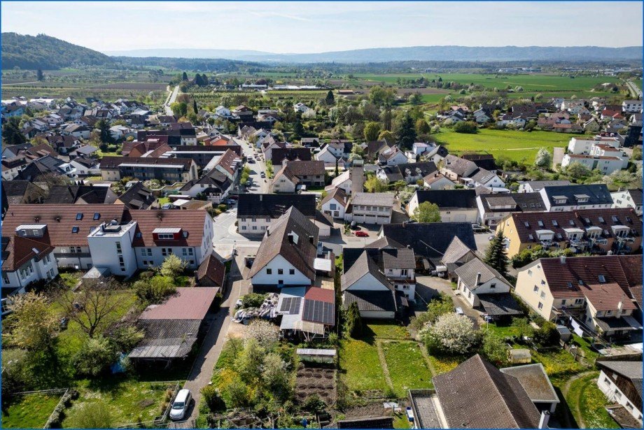 Drohne 3 Einfamilienhaus Stei�lingen