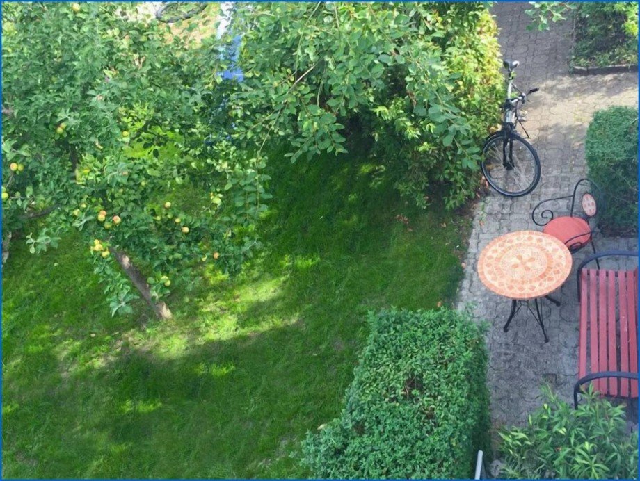 Sitzecke im Garten Dachgeschosswohnung Radolfzell am Bodensee