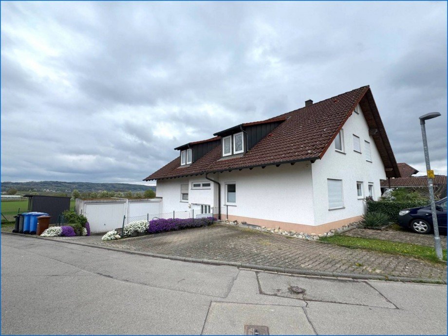 Stellplatz und Garage Erdgeschosswohnung Stockach / Wahlwies