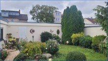 Garten im Sommer Perfekt f�r Familien, Winkel-Bungalow in sch�ner ruhiger Lage von KN-F�rstenberg mit Garage.