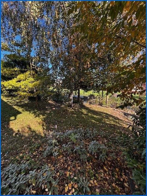 Sch�ner Garten Einfamilienhaus M�hlingen / Zoznegg