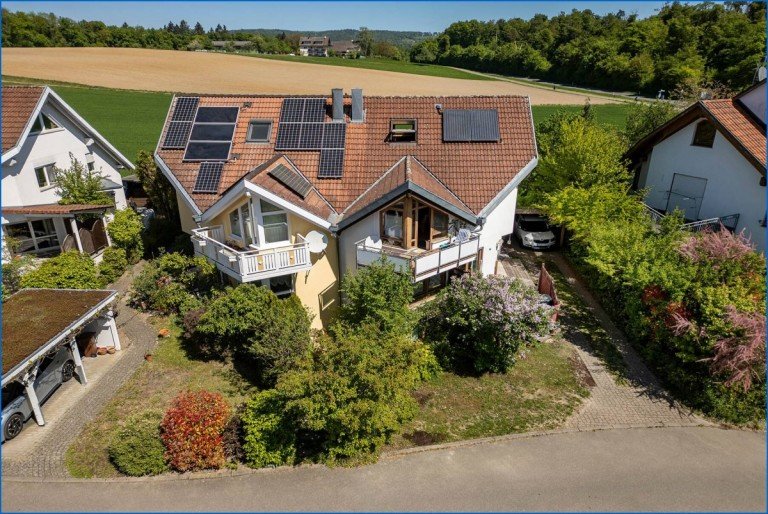 Ansicht Radolfzell am Bodensee Doppelhaush�lfte Radolfzell-WeinburgAttraktive, gro�z�gige DHH mit Seesicht und ELW, in ruhiger, bevorzugter Lage!