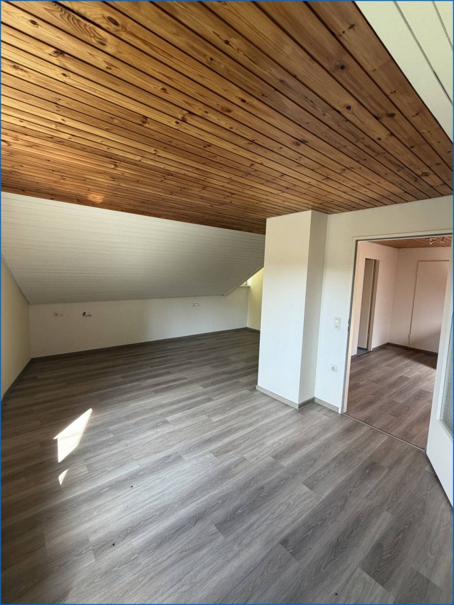 Schlafzimmer 2.OG - Maisonette Wohnung Doppelhaush�lfte Radolfzell am Bodensee / Liggeringen