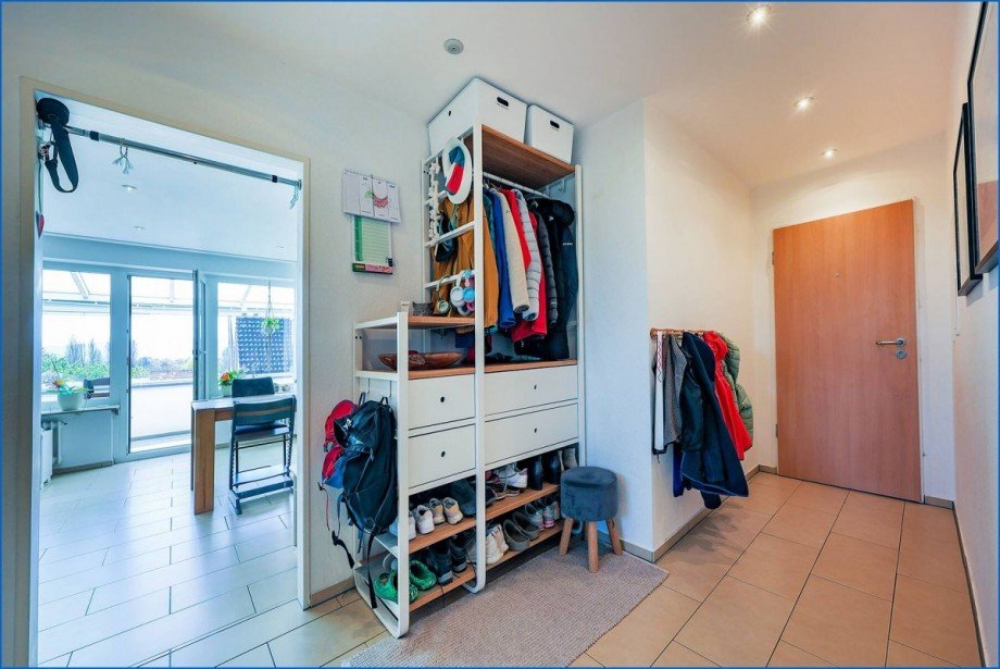 Flur Blick ins E�zimmer Etagenwohnung Radolfzell am Bodensee