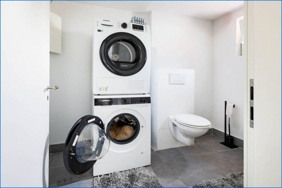 WC mit Waschmaschinenanschluss Doppelhaush�lfte Singen