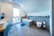 Bad1 Gro�z�gig u. modern: Traum-Einfamilienhaus in sch�ner Lage von Rielas.-Worblingen,Bj.24, KfW 40+ !