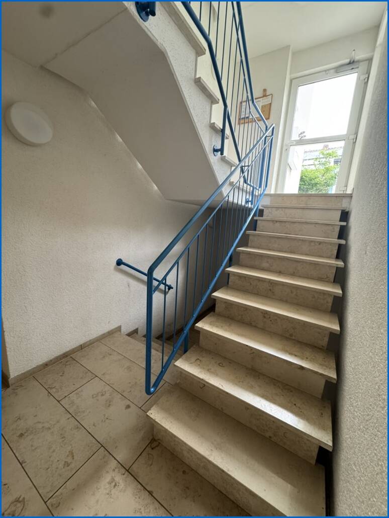 Treppenhaus MFH UG Maisonettewohnung Radolfzell am Bodensee / B�hringen